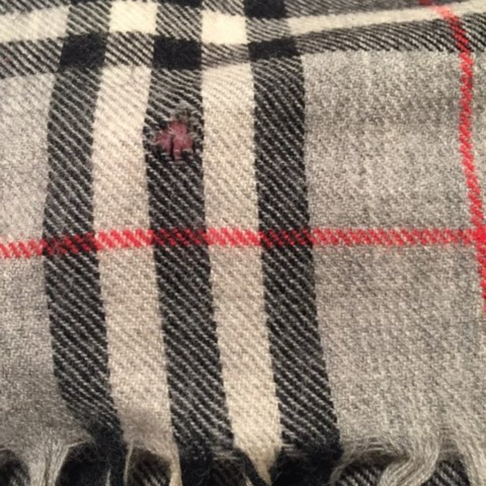 Wool Plaid Scarf - Picture 7 of 7